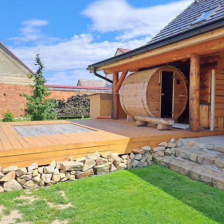 Wellness Srub U Holubu Villa Malsice Buitenkant foto