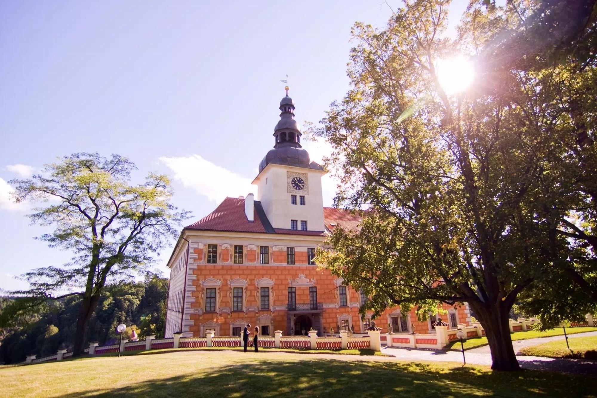 Wellness Srub U Holubu Villa Malsice Buitenkant foto
