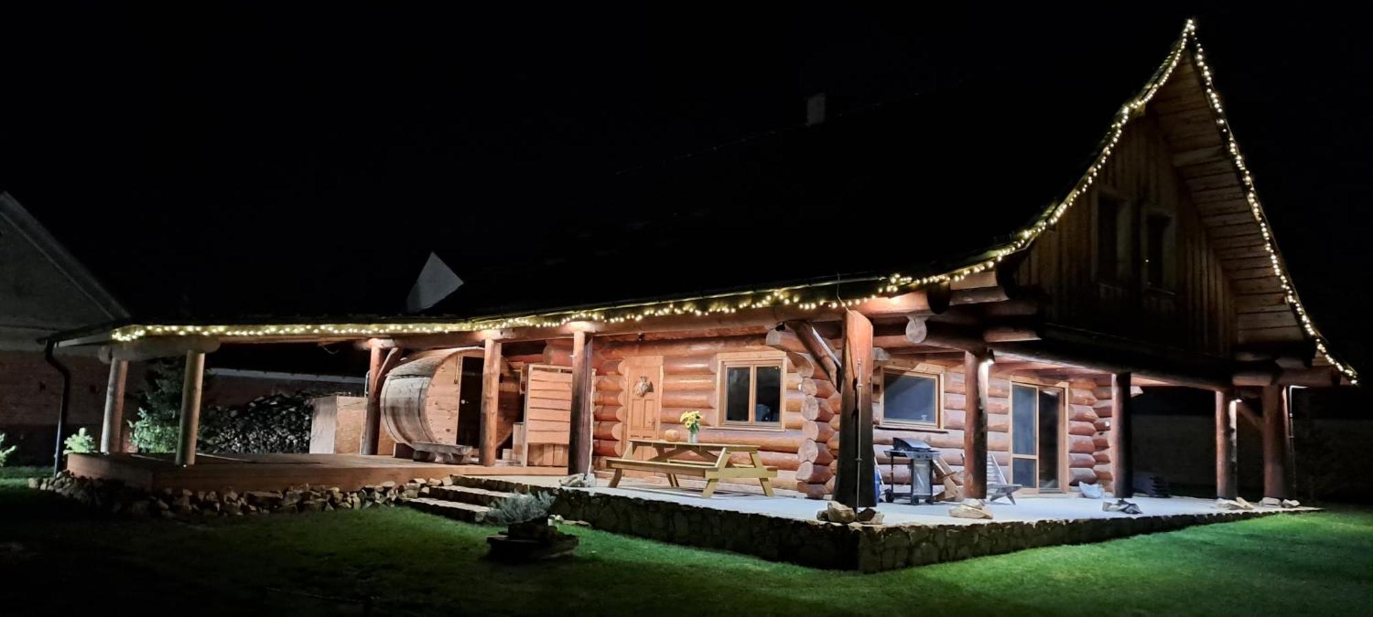 Wellness Srub U Holubu Villa Malsice Buitenkant foto
